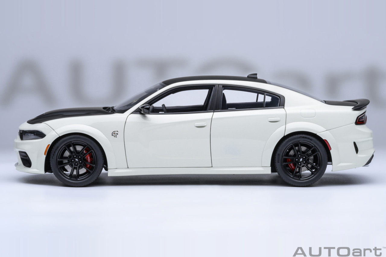 1/18 AUTOart Dodge Charger SRT Hellcat Redeye Jailbreak (Knuckle White) Car Model