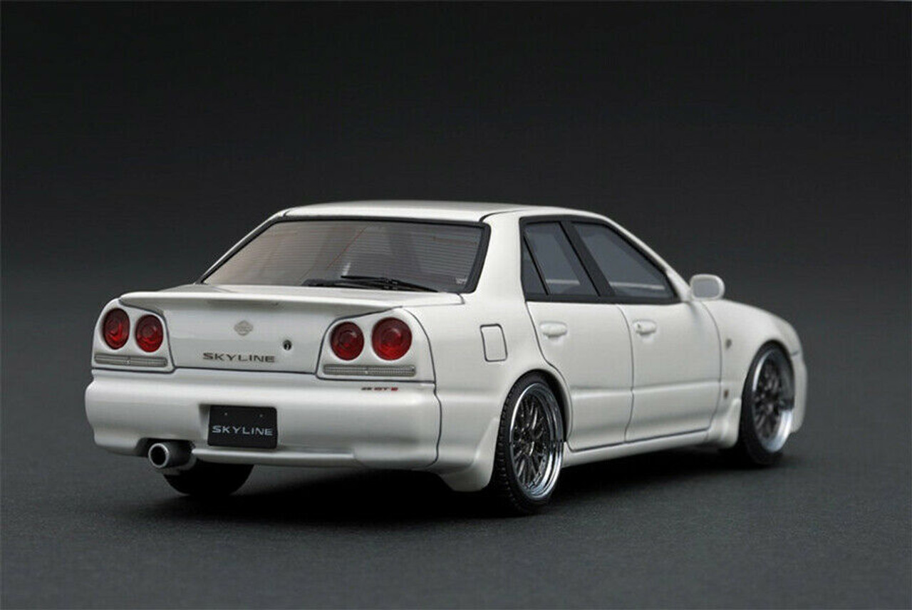 1/43 IG Ignition Model Nissan Skyline GTR GT-R 25GT Turbo (ER34) (White) Car Model