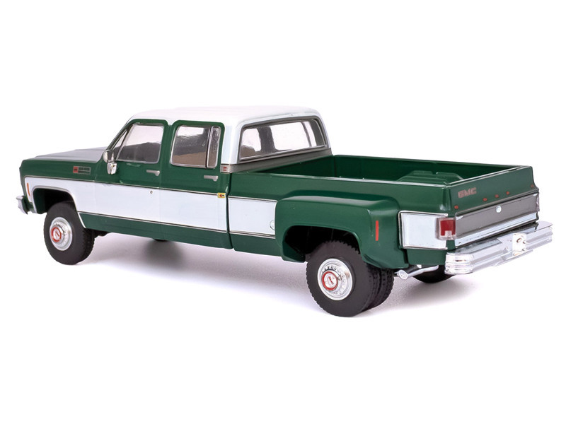 1/64 Ixo GMC Sierra Grande 3500 Crew Cab Dually (Green & White) Diecast Car Model