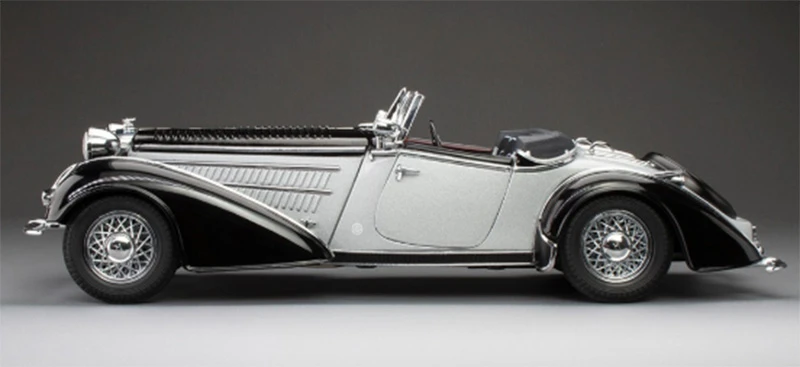 1/18 Sunstar 1939 Horch 855 Roadster (Black & Silver) Diecast Car Model