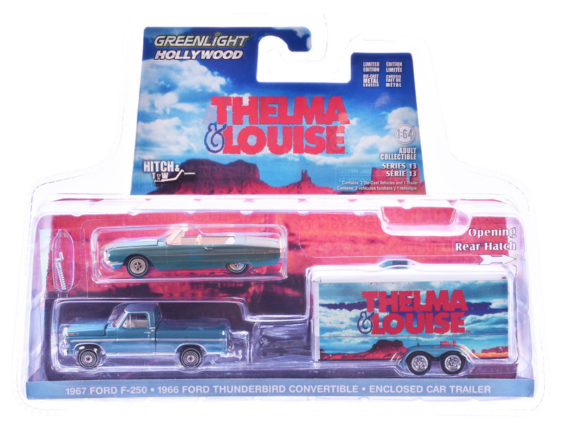 0（^7^）0 1966 Ford Thunderbird Convertible Blue (Dust Covered) and 1967