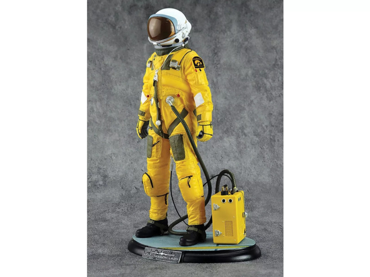 U-2 "Dragon Lady" Pilot Polyresin Statue "Statue Series" 1/8 Scale Model by Hobby Master