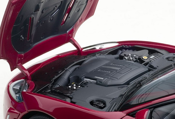1/18 AUTOart Jaguar XKR XKR-S (Italian Racing Red) Car Model