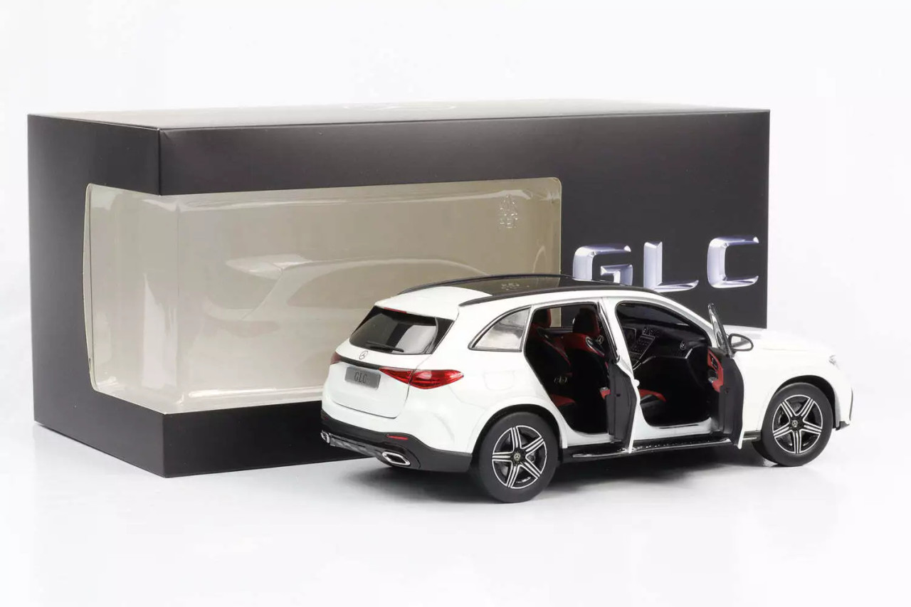 1/18 Dealer Edition 2022 Mercedes-Benz GLC X254 AMG Line (Opalite