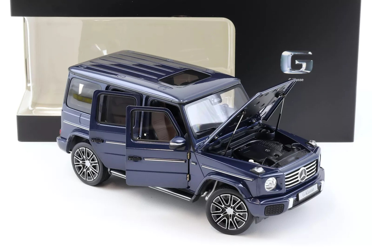 1/18 Dealer Edition 2018 Mercedes-Benz G-Class G500 AMG Line