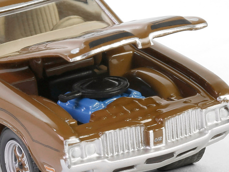 1972 Oldsmobile 442 Brown with Black Stripes 