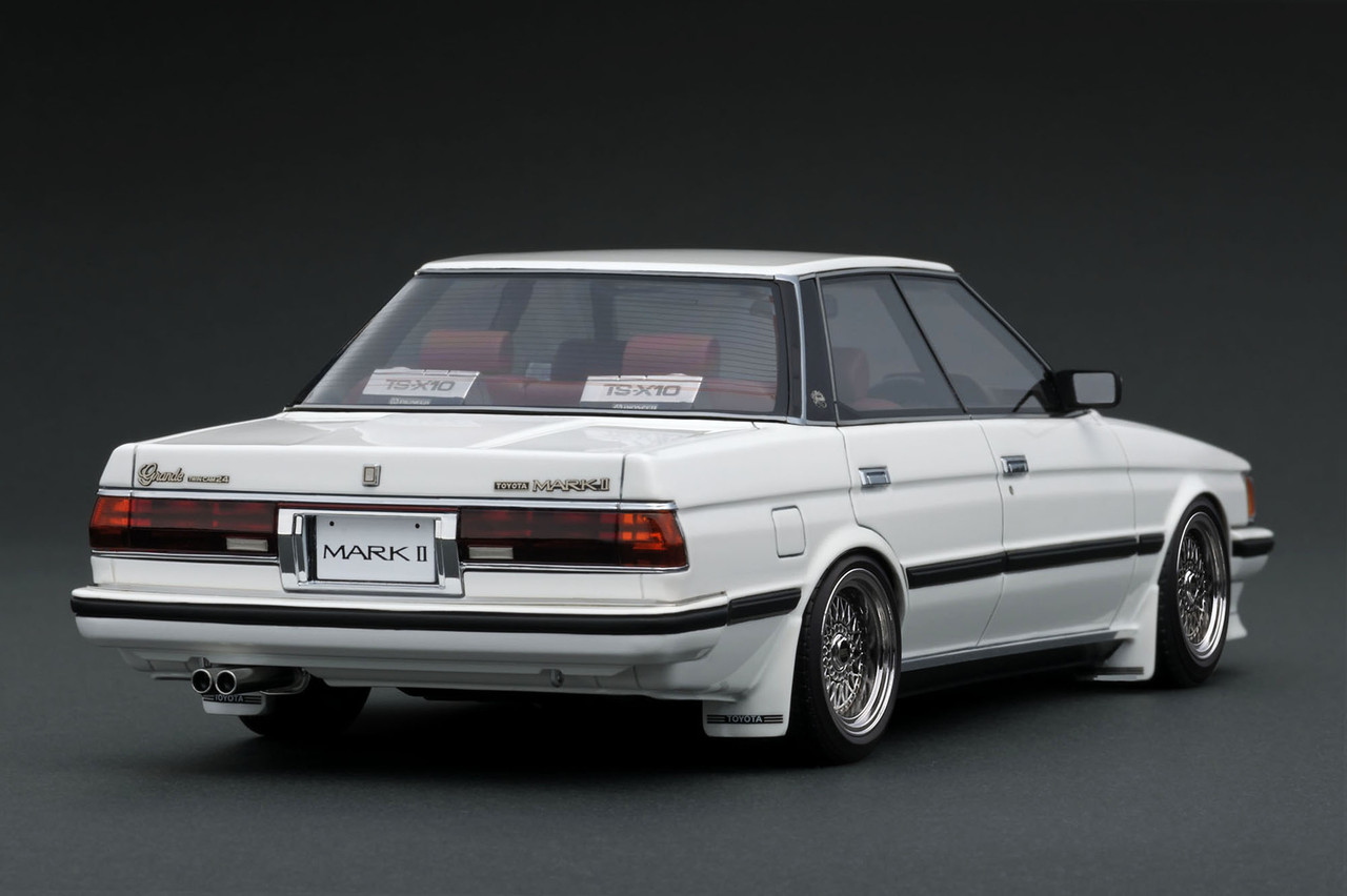 1/18 Ignition Model Toyota Mark II Grande (GX71) (White) Car Model