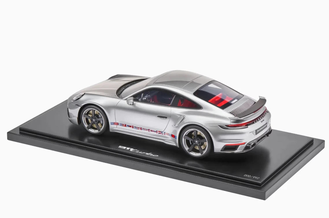 1/18 Dealer Edition Porsche 911 First Turbo Sonderwunsch Remastered (992) (Silver) Car Model