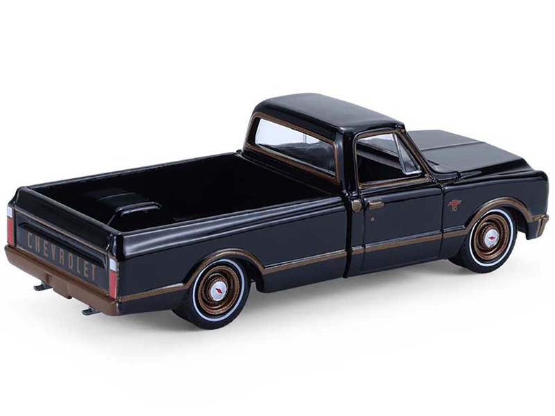 1/64 Greenlight 1972 Chevrolet C10 California Lowriders Diecast Car Model