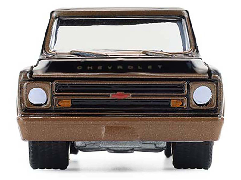 1/64 Greenlight 1972 Chevrolet C10 California Lowriders Diecast Car Model