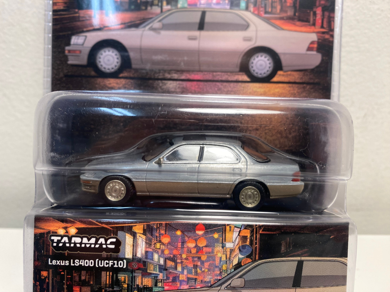 CHASE CAR 1/64 Tarmac Works Lexus LS400 (Chrome Silver & Champagne