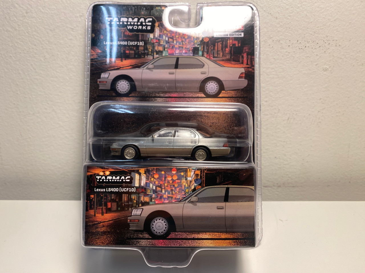 CHASE CAR 1/64 Tarmac Works Lexus LS400 (Chrome Silver & Champagne Beige Metallic) Diecast Car Model