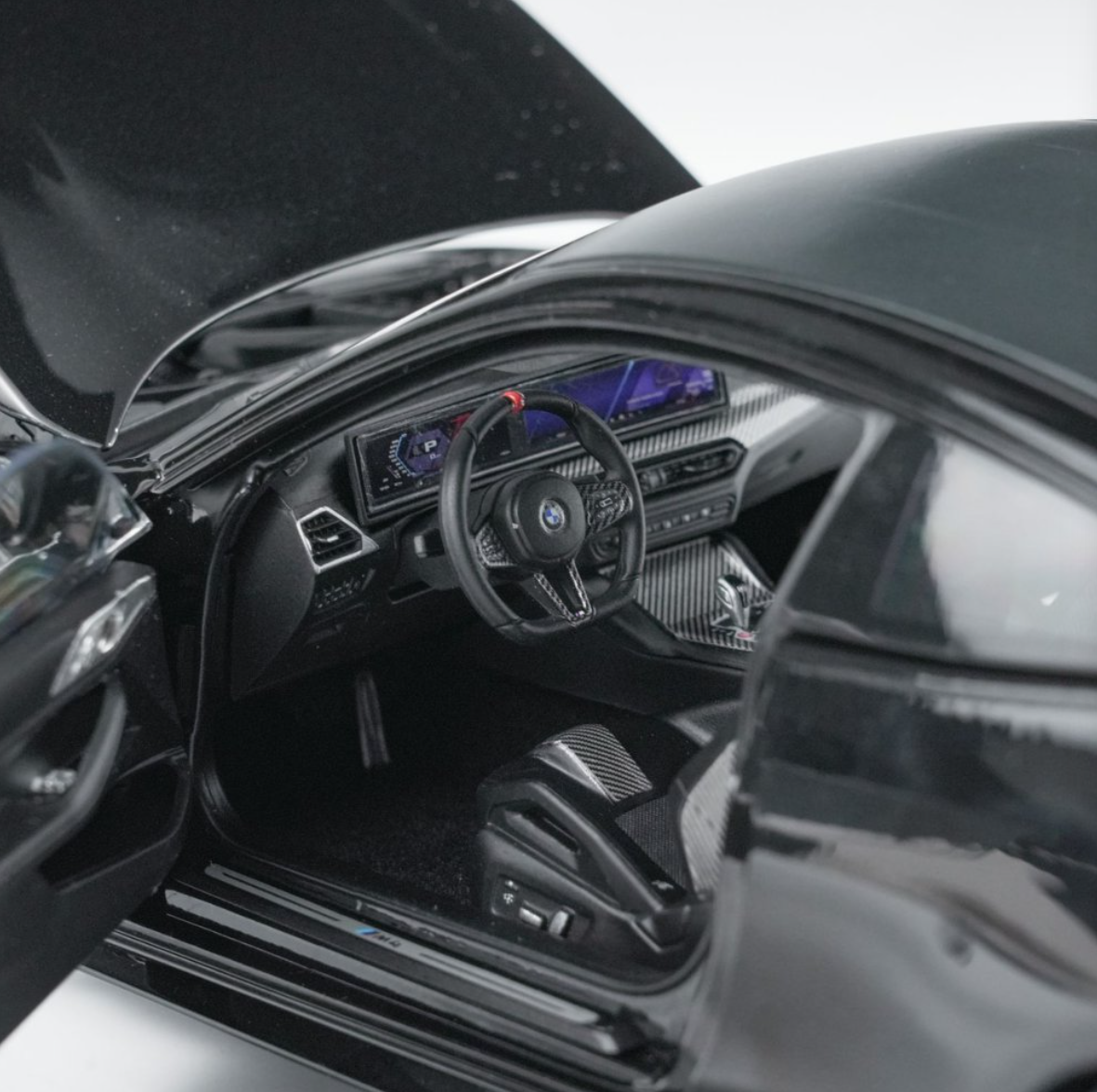 1/18 Minichamps 2024 BMW M4 G82 (Black Metallic) Diecast Car Model