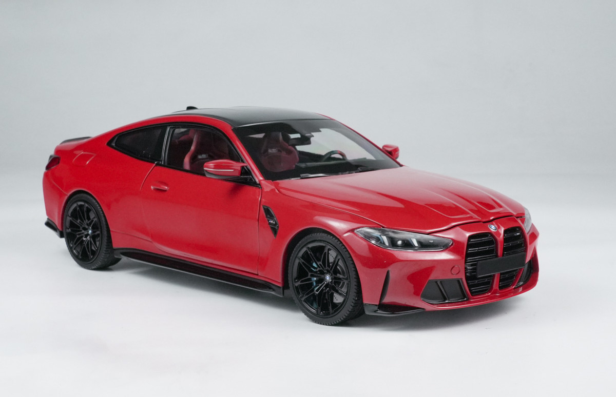 1/18 Minichamps 2024 BMW M4 G82 (Red Metallic) Diecast Car Model