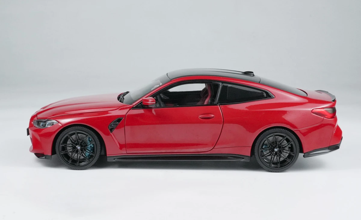1/18 Minichamps 2024 BMW M4 G82 (Red Metallic) Diecast Car Model