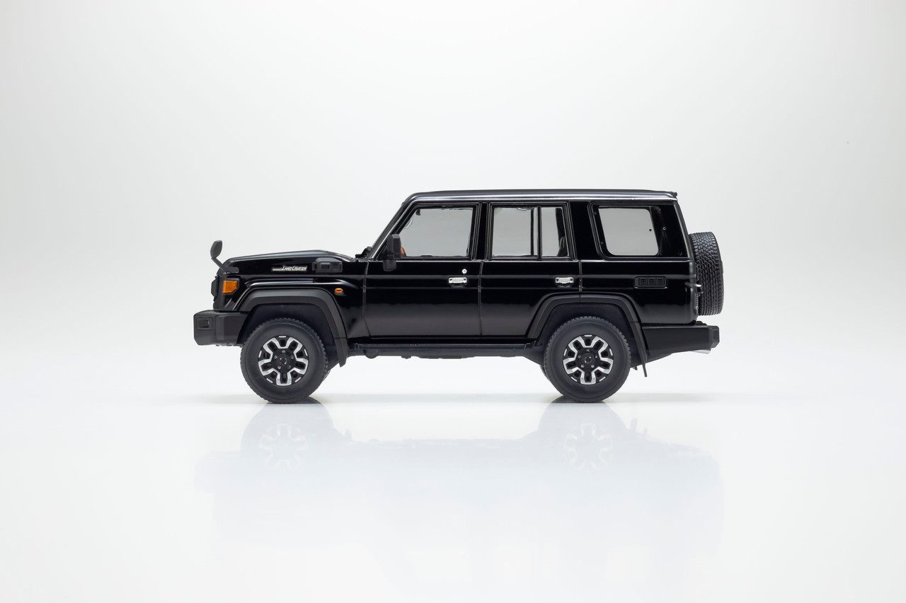 1/43 Kyosho Toyota Land Cruiser 70 (Attitude Black Mica) Car Model
