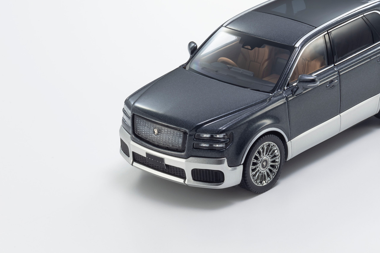 1/43 Kyosho Toyota Century (Prominent Grey & Silver) Car Model