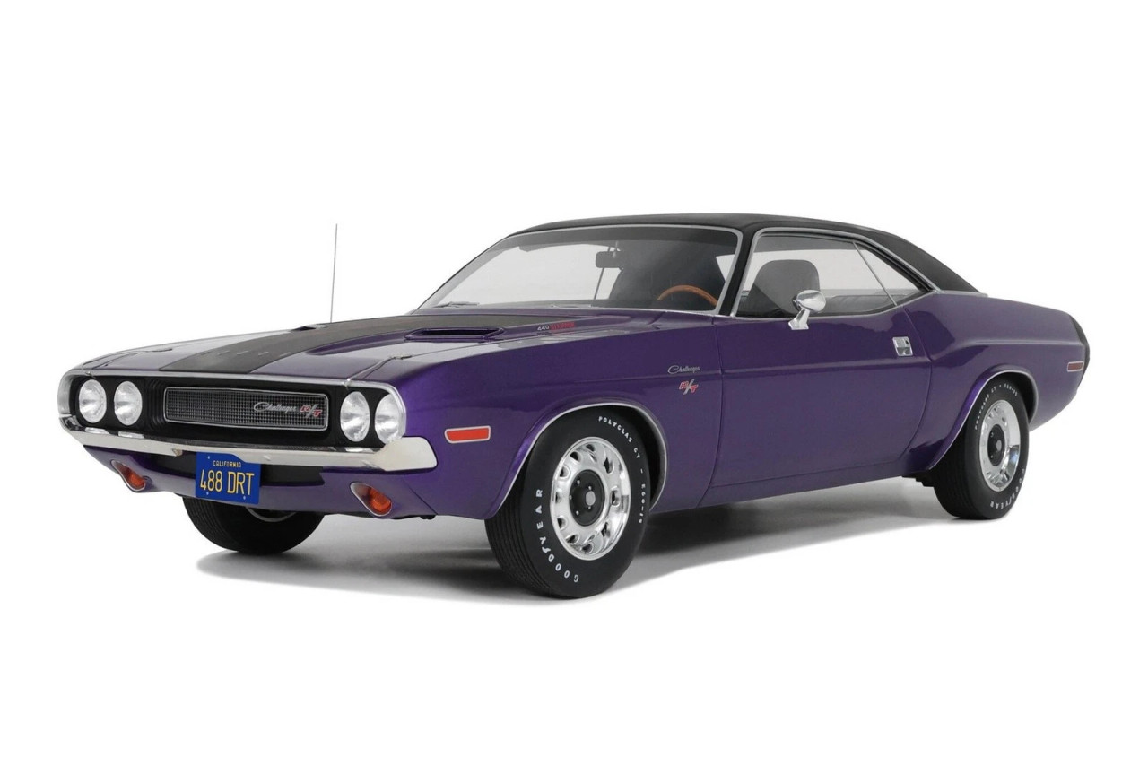 1/12 OTTO 1970 Dodge Challenger R/T (Purple Metallic) Car