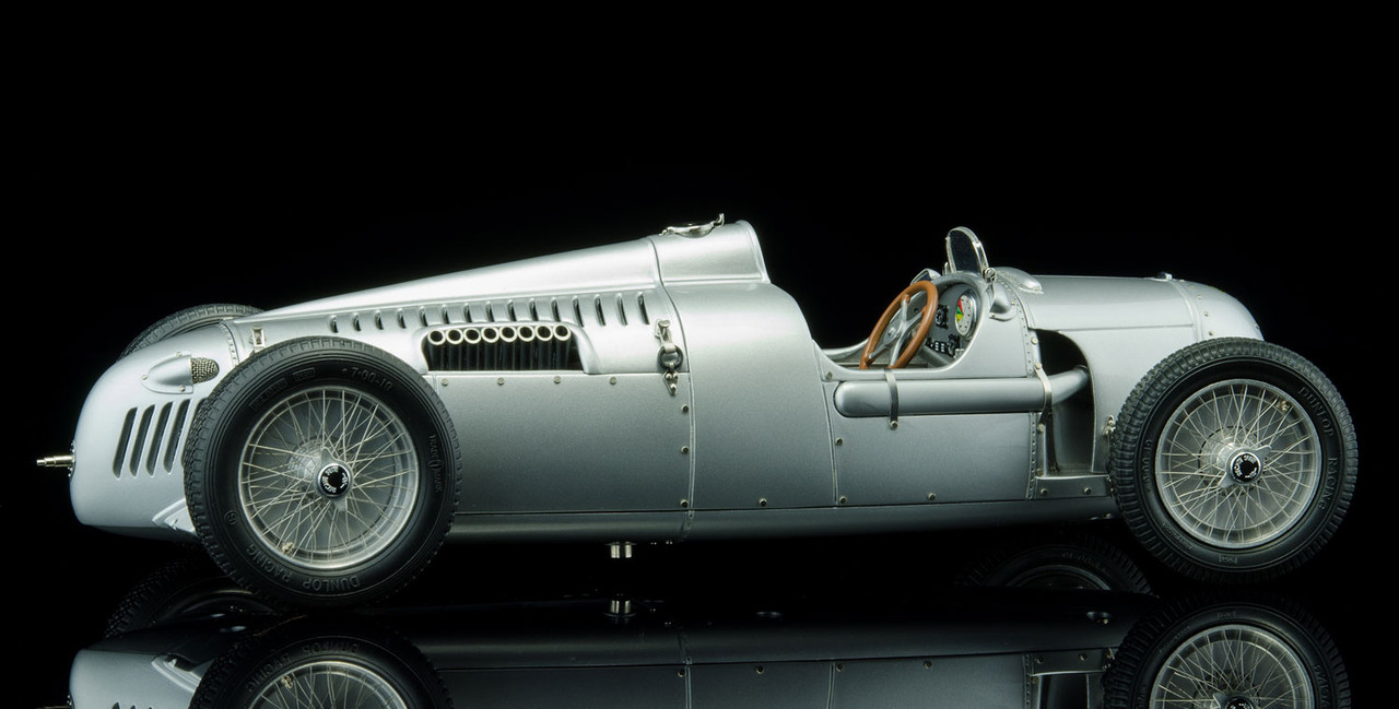ミニカー Auto Union Typ C 1936-1937 1/18 CMC 1/18 CMC 1936-1937 Auto Union Type C (Silver) Diecast Car Model