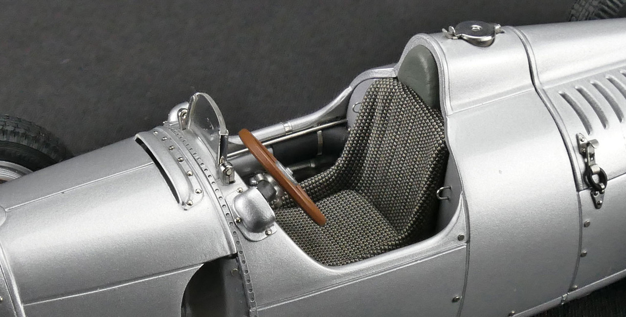 1/18 CMC 1936-1937 Auto Union Type C (Silver) Diecast Car Model