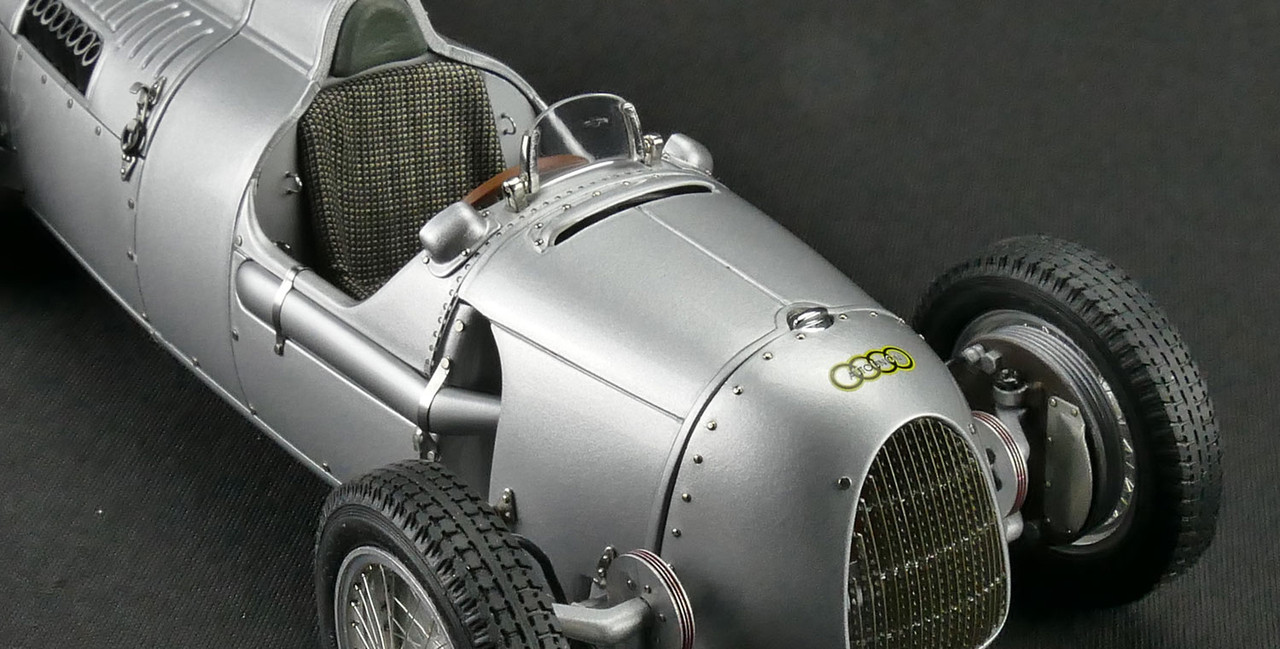 1/18 CMC 1936-1937 Auto Union Type C (Silver) Diecast Car Model