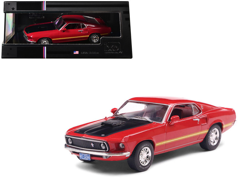 カブ 1969 Ford Mustang Mach 1 Calypso Coral Red with Black Hood and