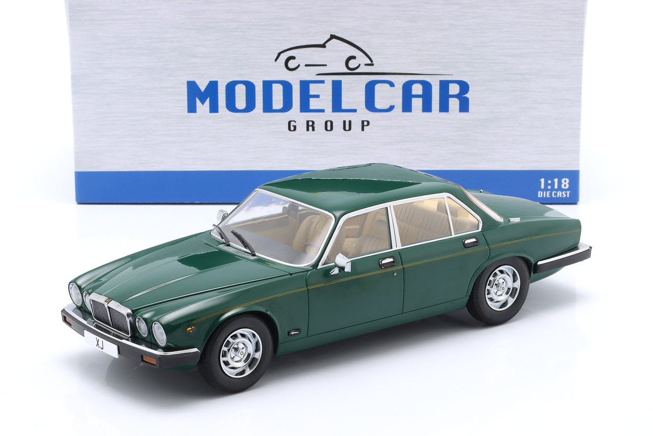 1/18 ModelCarGroup 1979 Jaguar XJ Series III (Dark Green) Diecast
