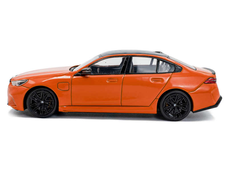 1/43 Solido 2024 BMW M5 G90 Sedan (Fire Orange III) Diecast Car