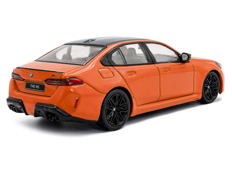 1/43 Solido 2024 BMW M5 G90 Sedan (Fire Orange III) Diecast Car Model