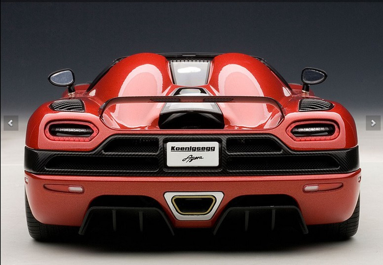 1/18 AUTOART KOENIGSEGG AGERA (RED) 79007 DIECAST CAR MODEL