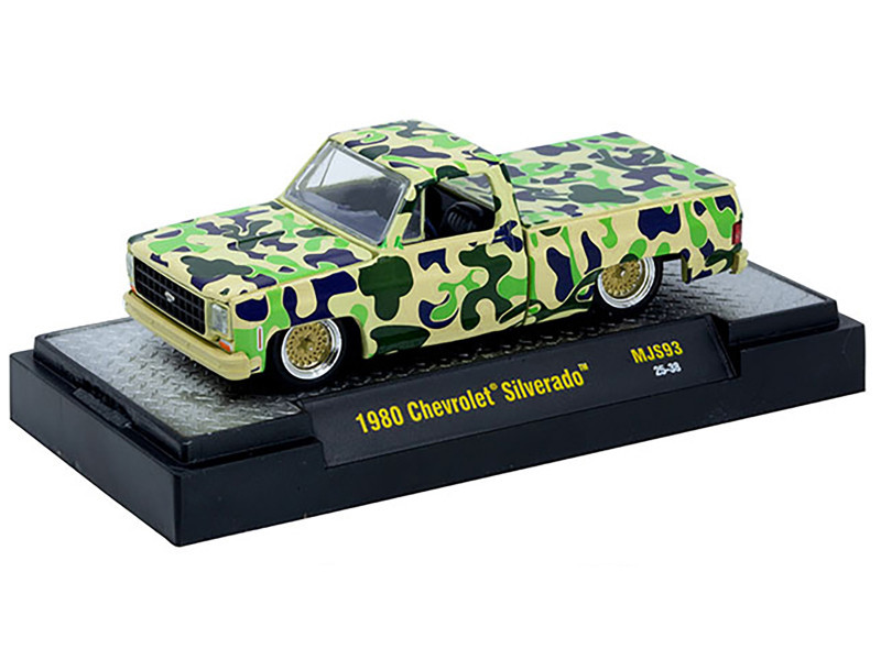 1/64 M2 Machines 1980 Chevrolet Silverado Custom (Camouflage Green) Diecast Car Model