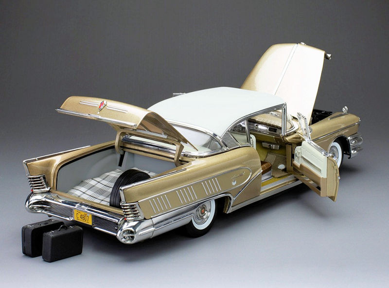 1/18 Sunstar 1958 Buick Limited Riviera Coupe (Glacier White & Gold Mist) Diecast Car Model
