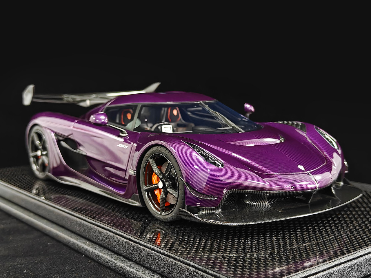 1/18 Frontiart Koenigsegg Jesko 7315 Purple Tinted Carbon Car