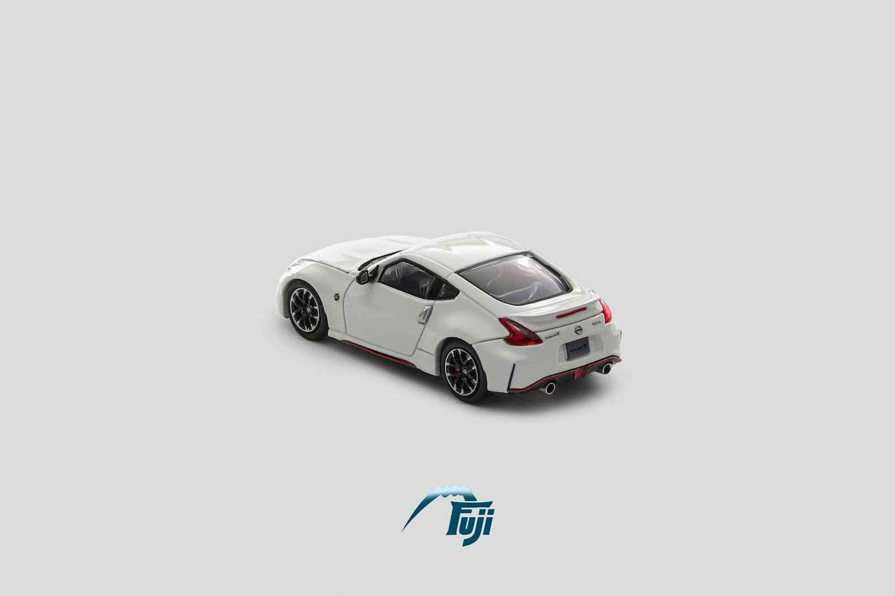 1/64 Fuji Nissan 370Z Fairlady Z Z34 Nismo (White) Diecast Car