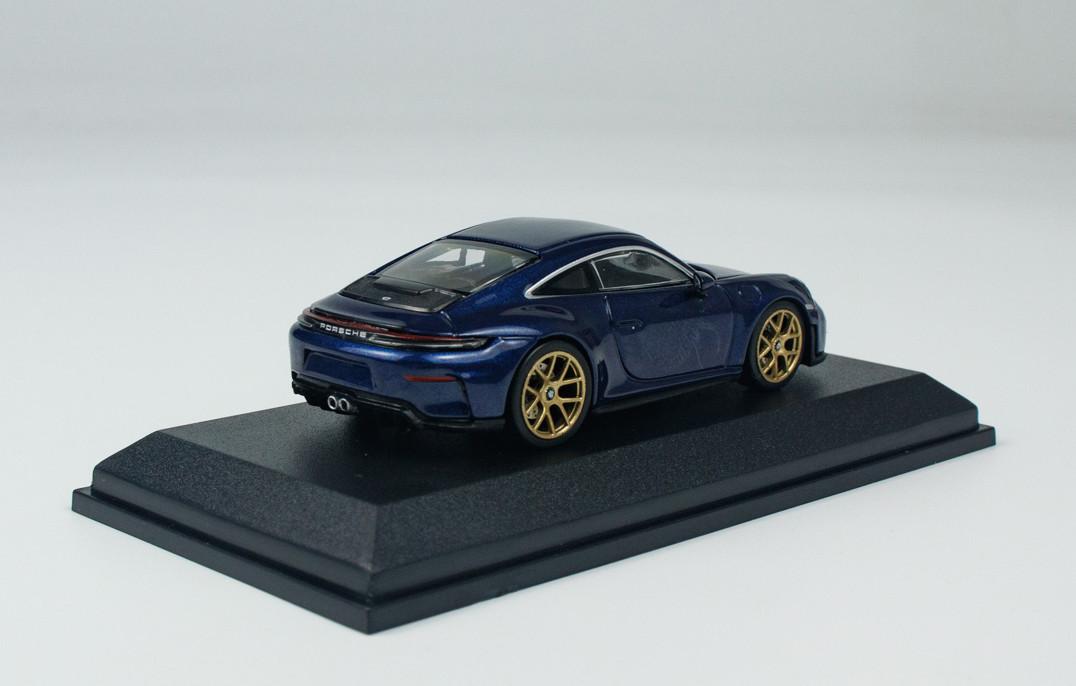 F. 1/64 Minichamps 2025 Porsche 911 (992.2) GT3 Touring (Dark Blue