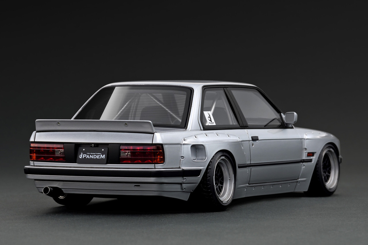 ignition model PANDEM  E30ホワイト 1/18 1:18 Ignition Model BMW E30 Pandem (White) By Scale Reviews - YouTube