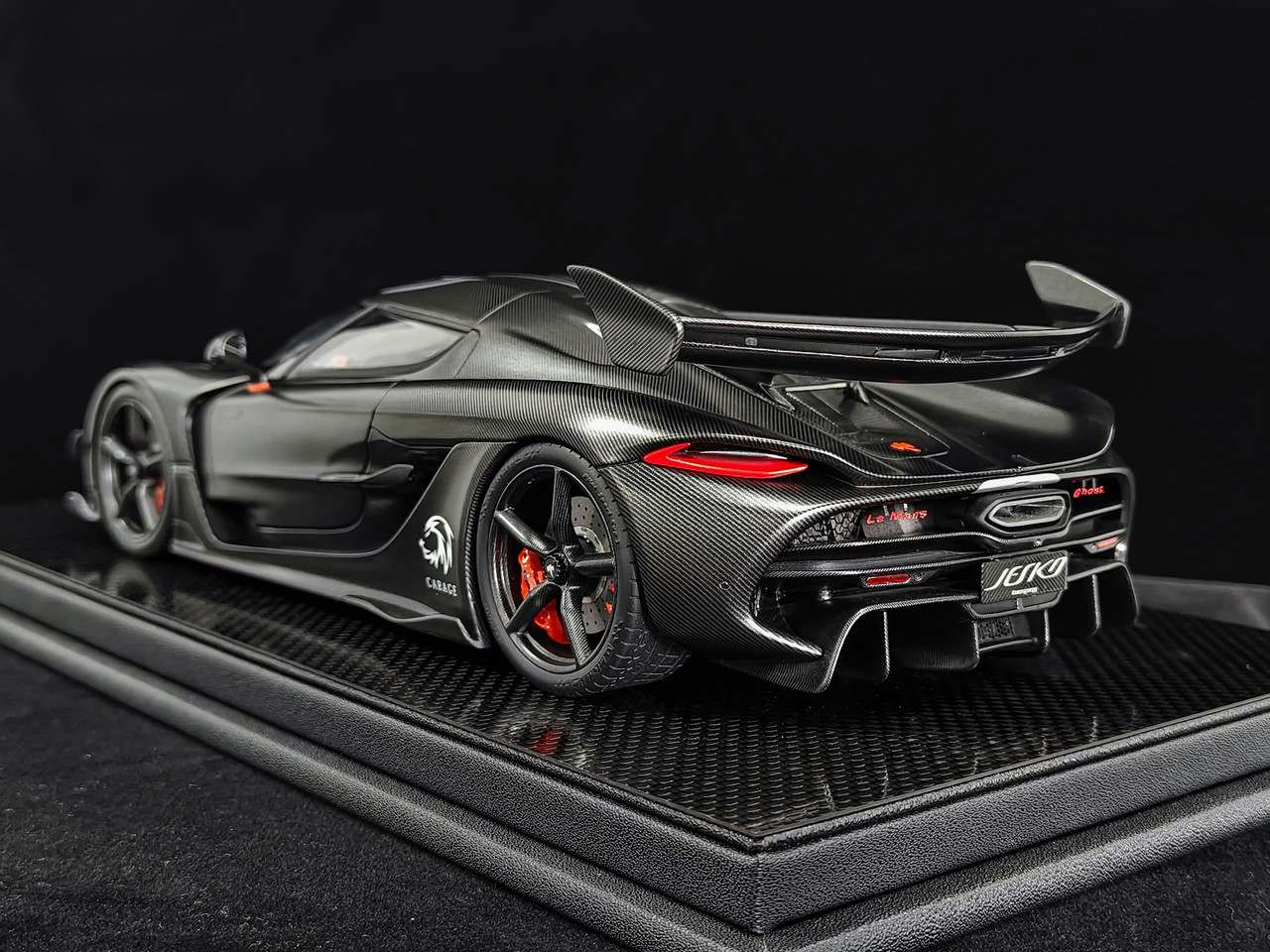 、 Adidas Originals - Baskets ZX 700 HD FY1103 Footwear White