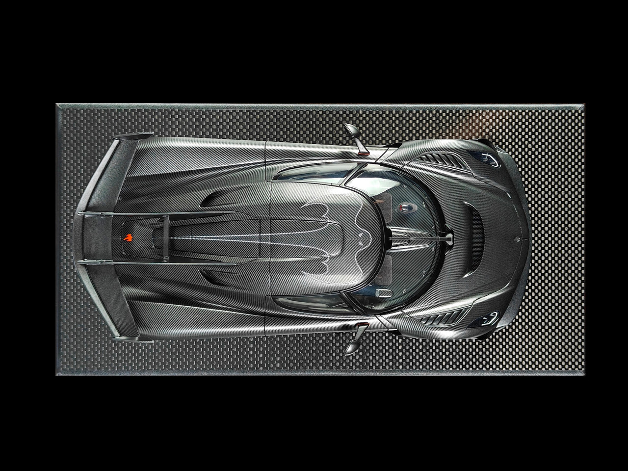 新品 FrontiArt 1/18 ケーニグセグ jesko ブラックカーボン 1/18 Frontiart Koenigsegg Jesko 7286 Carbon Black Car Model