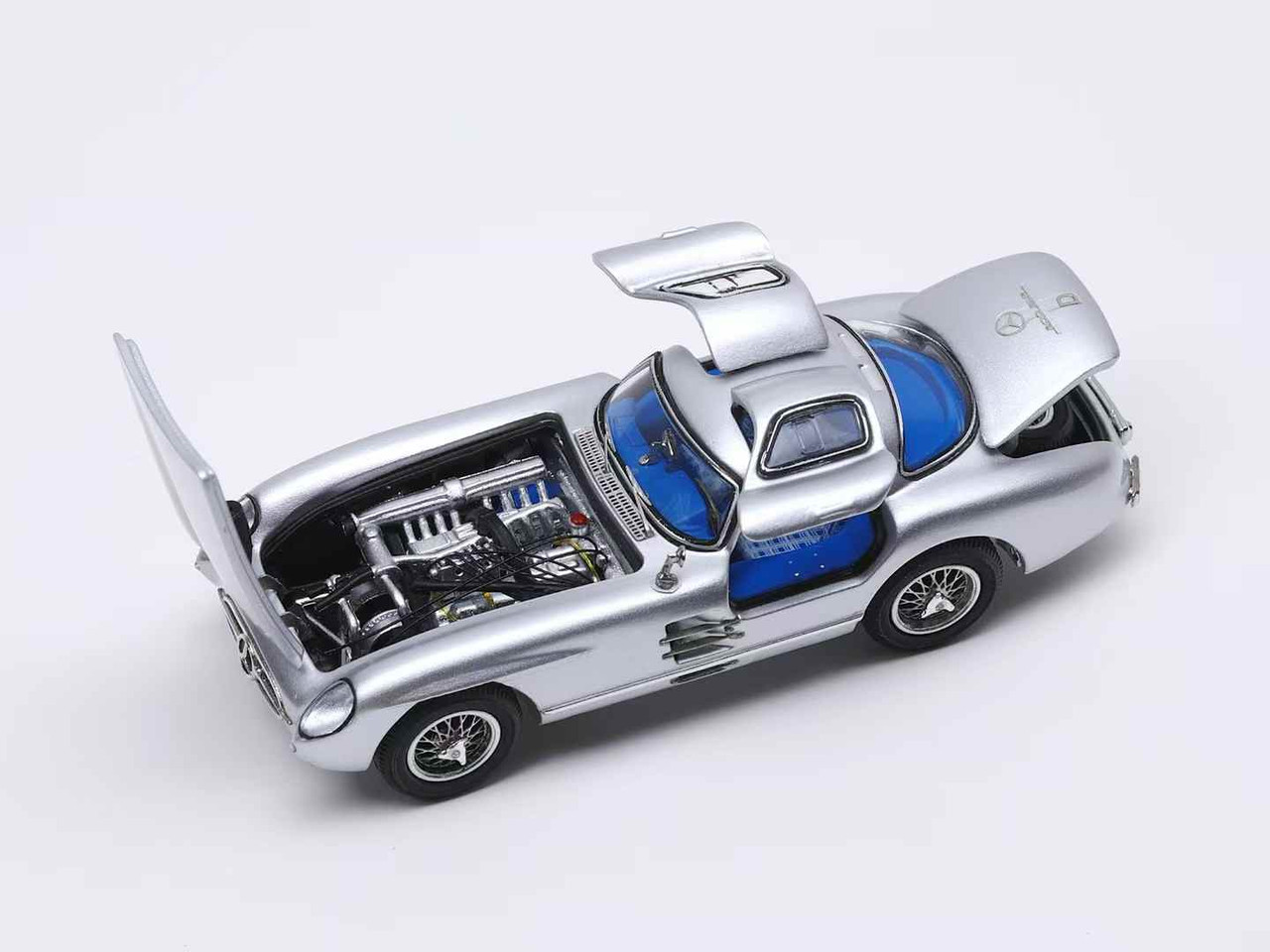 1/64 YS Mercedes-Benz 300SLR (Silver with Blue Interior) Diecast