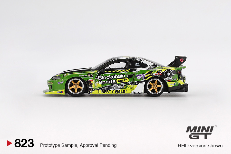 1/64 Mini GT Nissan LB-Super Silhouette S15 SILVIA #555 V2 2024