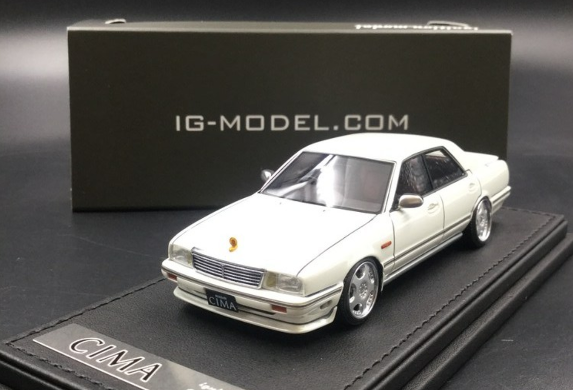 イグニッションモデル　1/43 #2141 IG-MODEL 1/43 ignition model イグニッションモデル Nissan Fairlady
