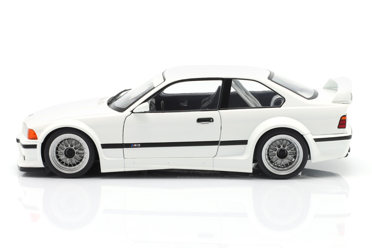 1/18 Werk83 BMW M3 (E36) GTR Plain Body Version (White) Car Model