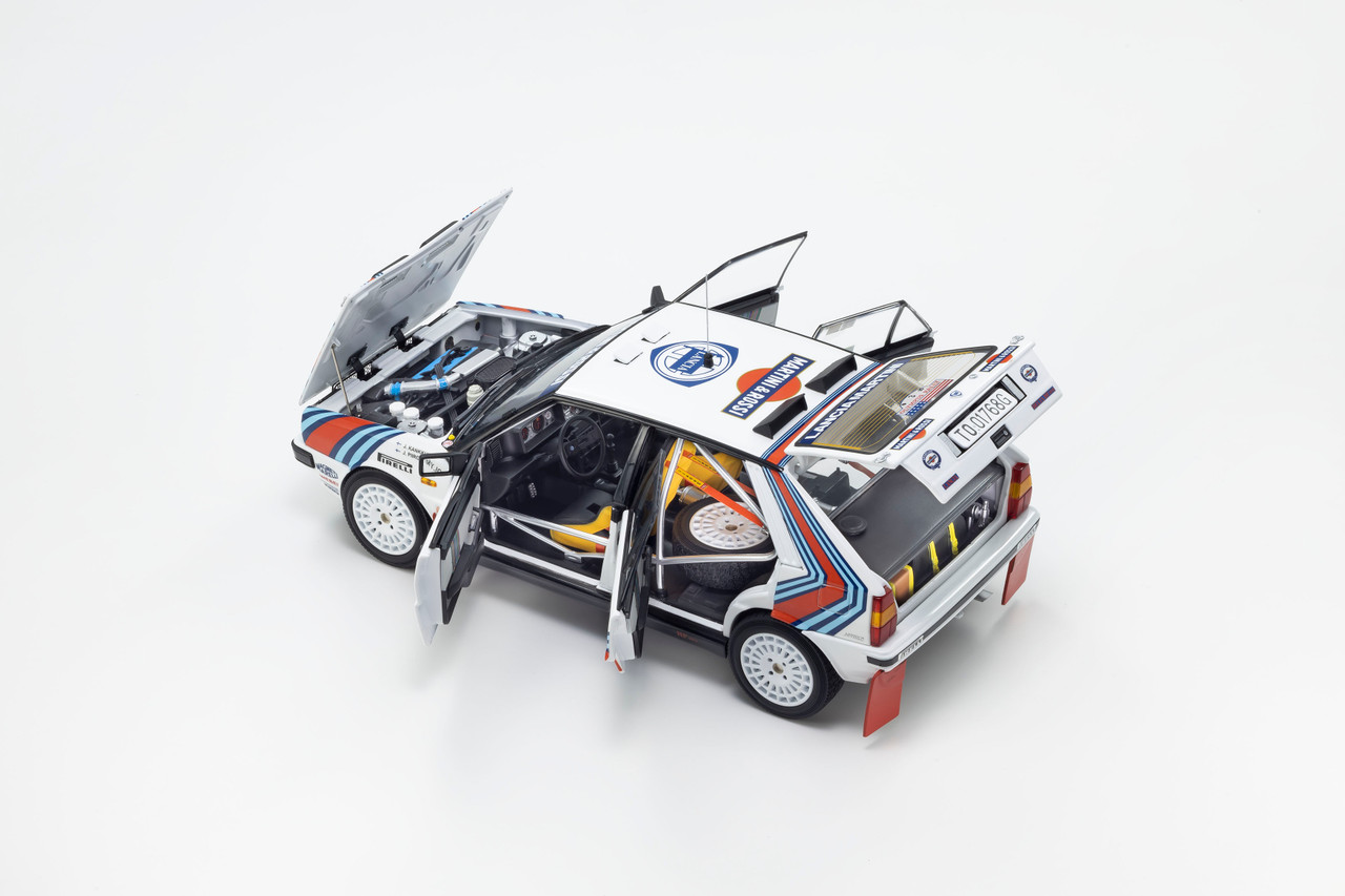 1/18 Kyosho Lancia Delta HF 4WD 1987 Olympus Rally MARTINI ROSSI
