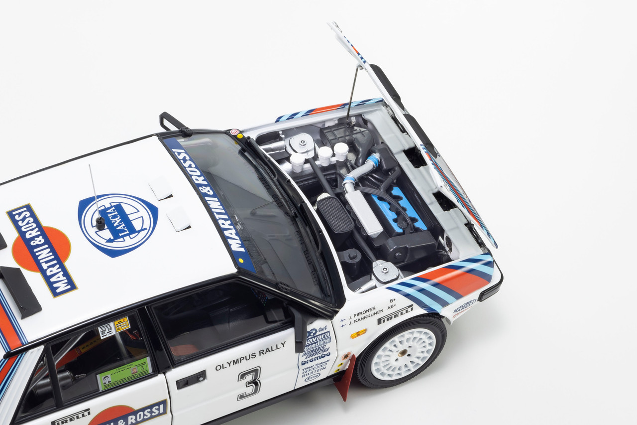 1/18 Kyosho Lancia Delta HF 4WD 1987 Olympus Rally MARTINI ROSSI