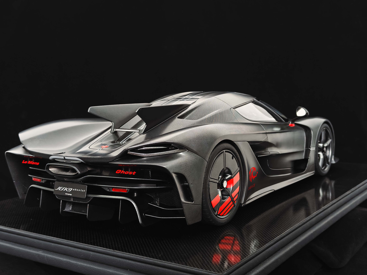 1/8 Frontiart Koenigsegg Jesko Absolut (Naked Carbon) Car Model