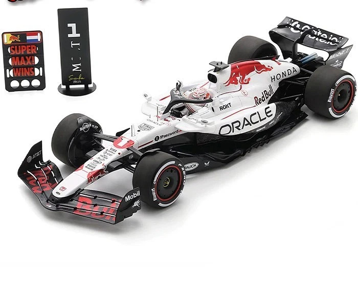 1/12 Spark Red Bull Racing RB21 No.1 Oracle Red Bull Racing Winner