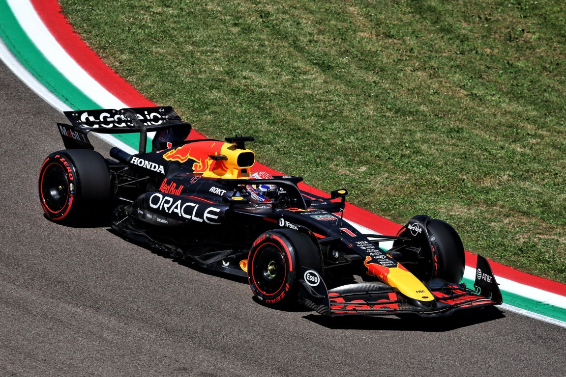 1/64 Minichamps 2025 Formula 1 Oracle Red Bull Racing RB21 #1 Max
