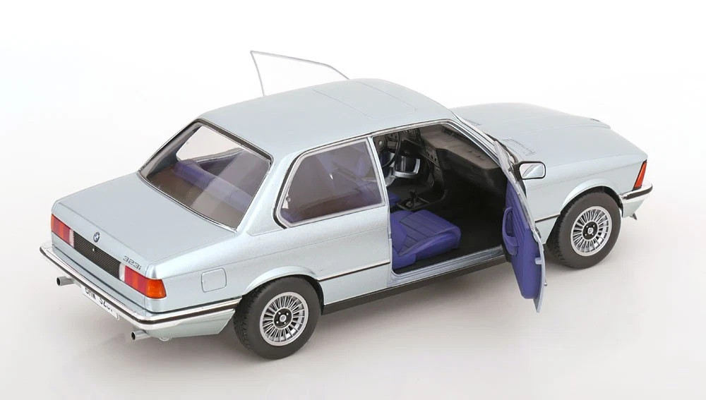 1/18 Solido 1980 BMW E21 323i (Saphirblau Metallic Silver) Diecast
