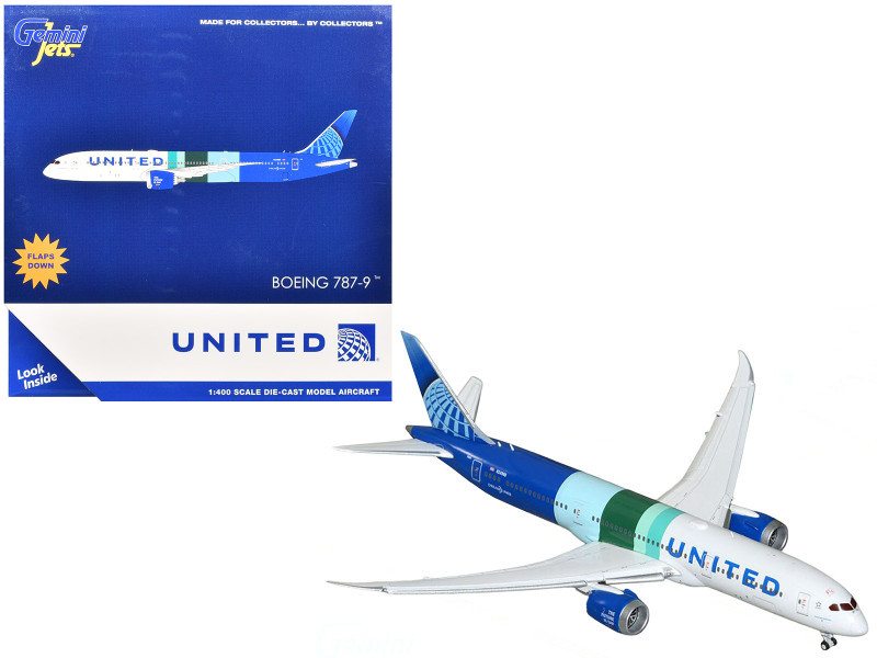 Boeing 787-9 Commercial Aircraft with Flaps Down 
