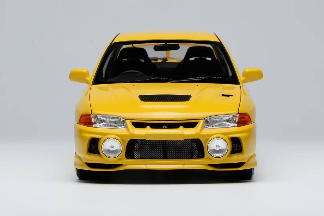 1:18 Mitsubishi Lancer Evolution IVミニカー 1/18 Motorhelix Mitsubishi Lancer Evo Evolution IV (Red